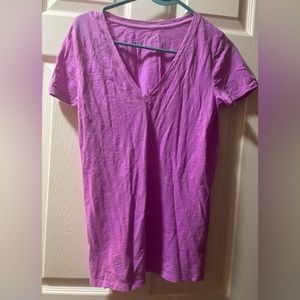 Merona v neck T-shirt